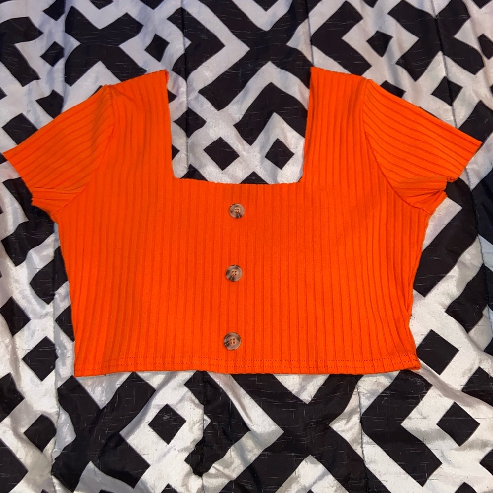 Boohoo Orange Crop Top. Very Comfortable. Includes fake buttons.